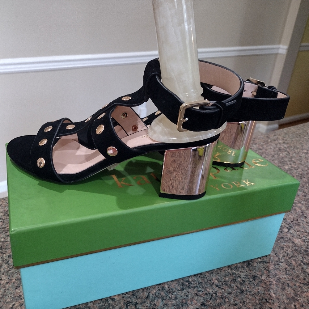 NWT Kate Spade Oakwood City Studded Suede & Gold Wedge Chunky Heel Sandal - Picture 3 of 9
